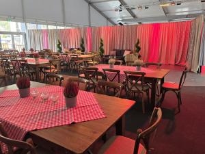 Crossback Stuhl Wood 1